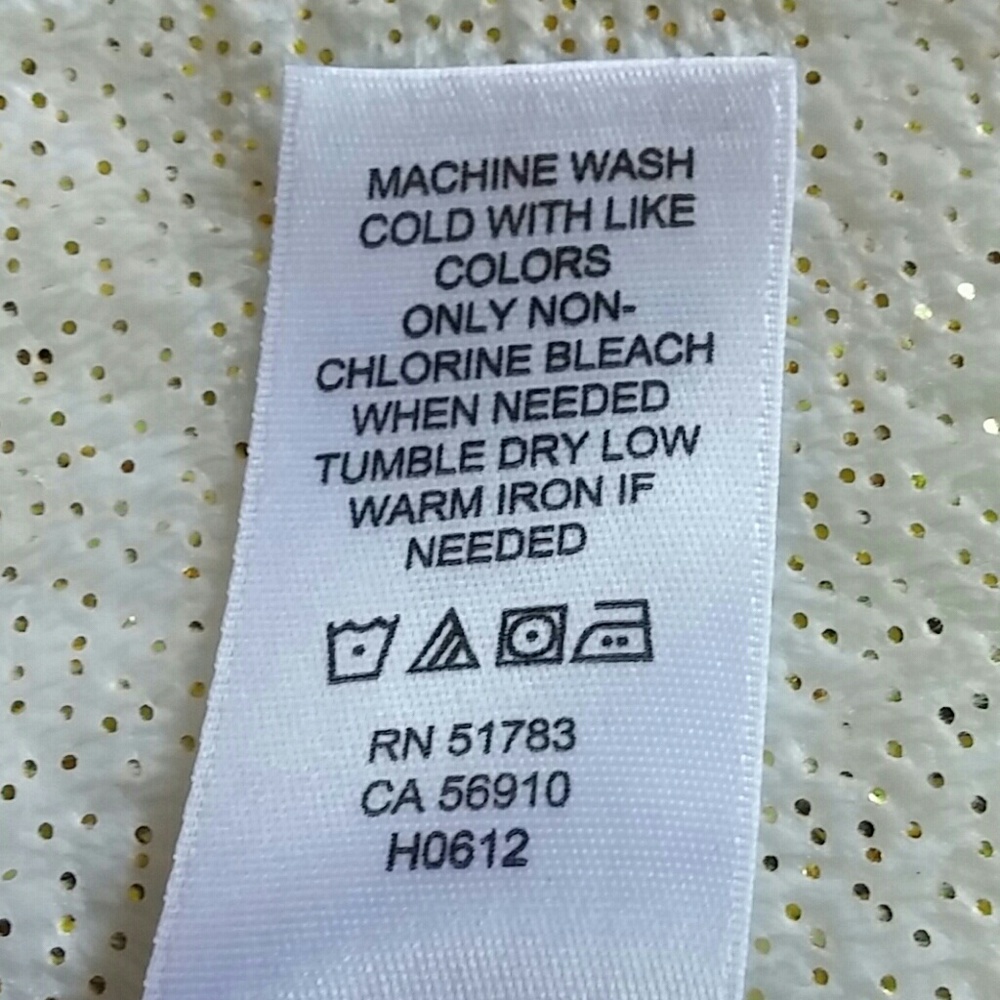 Maurices Ruffle Front Top Medium - Picture 6 of 7